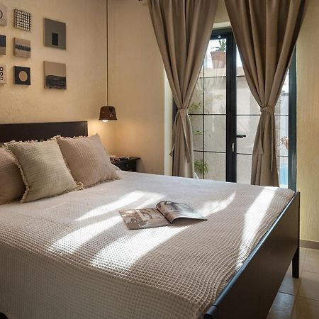 Blacksmith'S House - Rental House With Heated Pool Posedarje Esterno foto