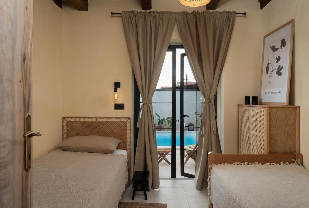 Blacksmith'S House - Rental House With Heated Pool Posedarje Esterno foto